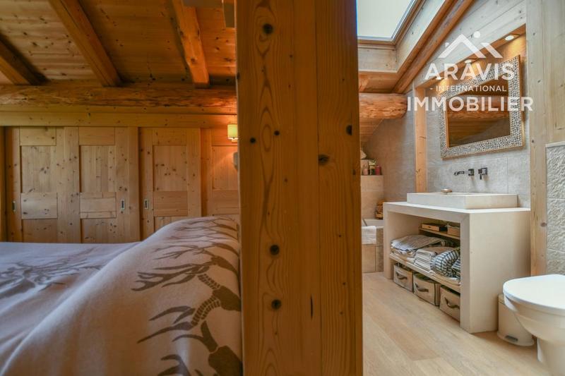 Châlet - 425 m² - 6 pièces