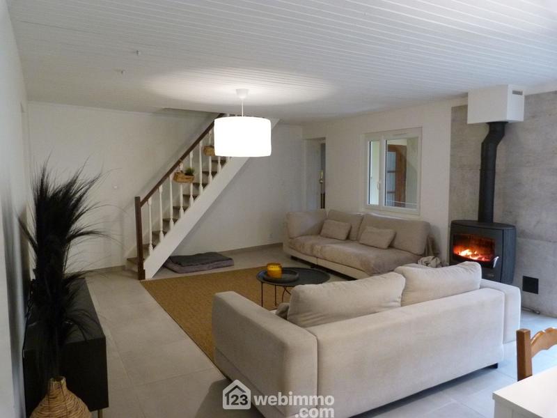 Maison - 248 m² - 11 pièces