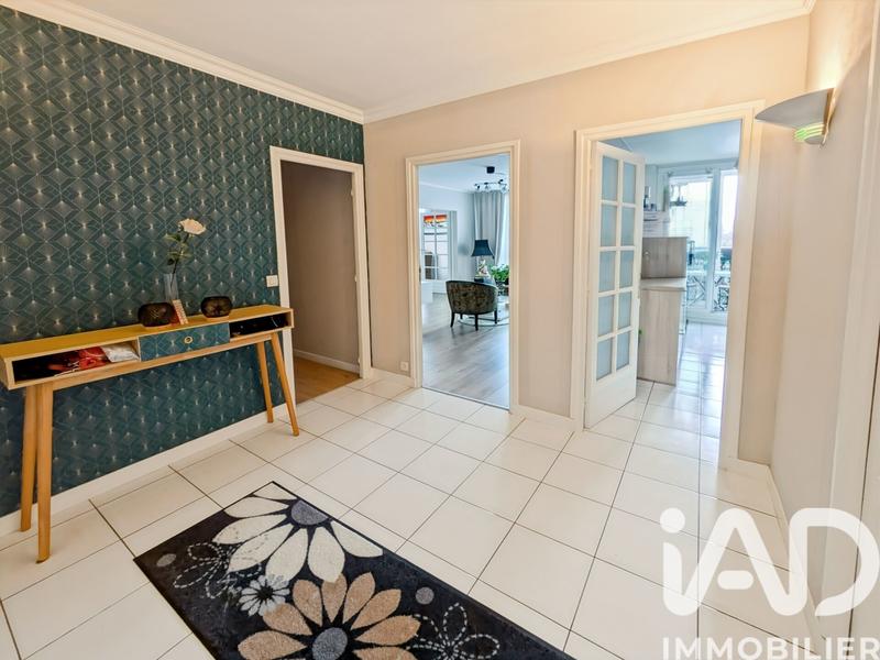 Appartement - 90 m² - 5 pièces