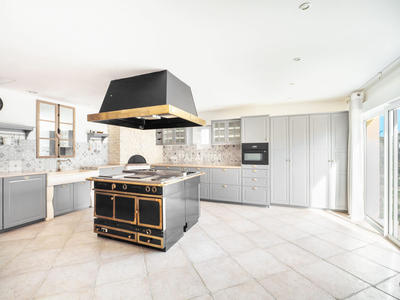 Maison - 165 m² - 5 pièces