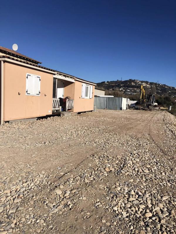 Divers - 10 000 m² - 4 pièces