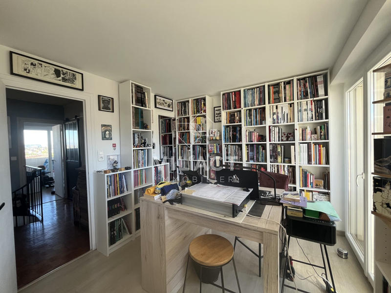 Appartement - 115 m² - 5 pièces