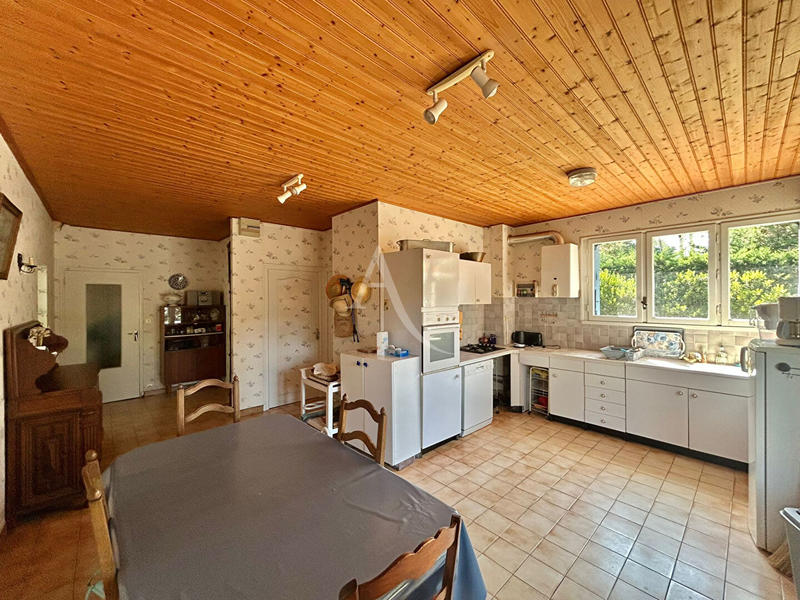 Maison - 167 m² - 7 pièces