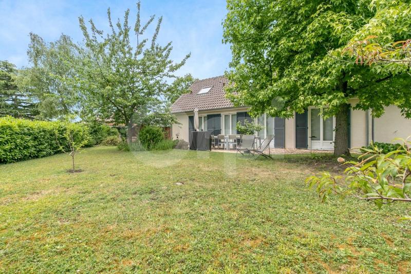 Maison - 205 m² - 8 pièces