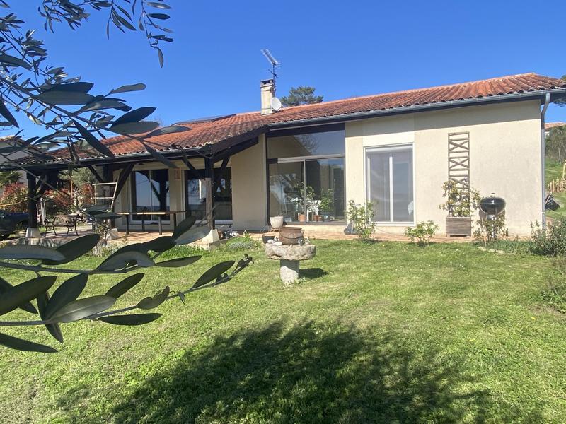 Maison - 190 m² - 7 pièces