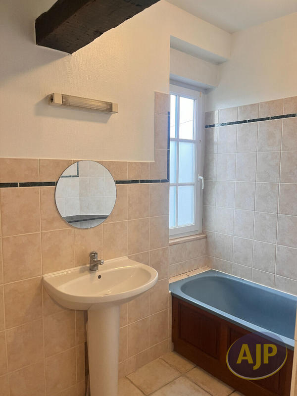 Maison - 81 m² - 3 pièces