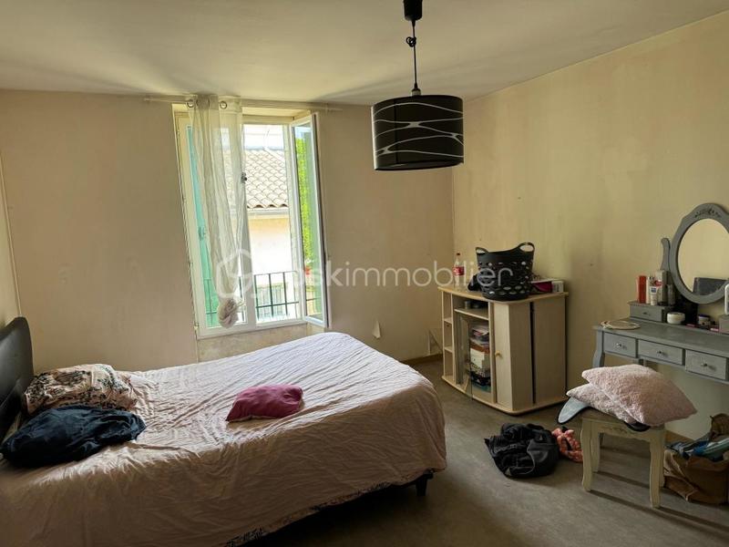 Immeuble - 220 m² - 9 pièces