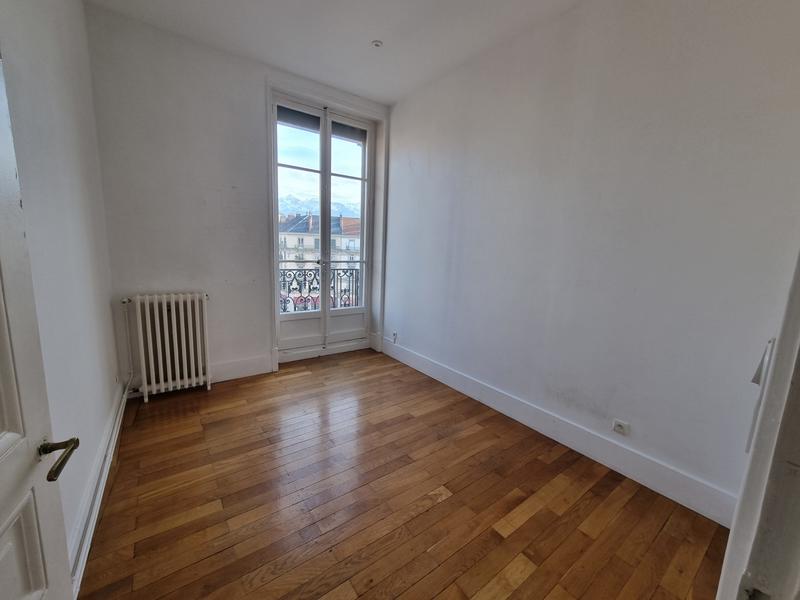 Appartement - 157 m² - 4 pièces