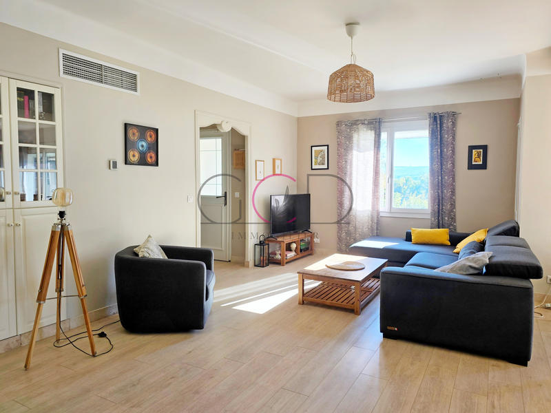 Villa - 183 m² - 6 pièces