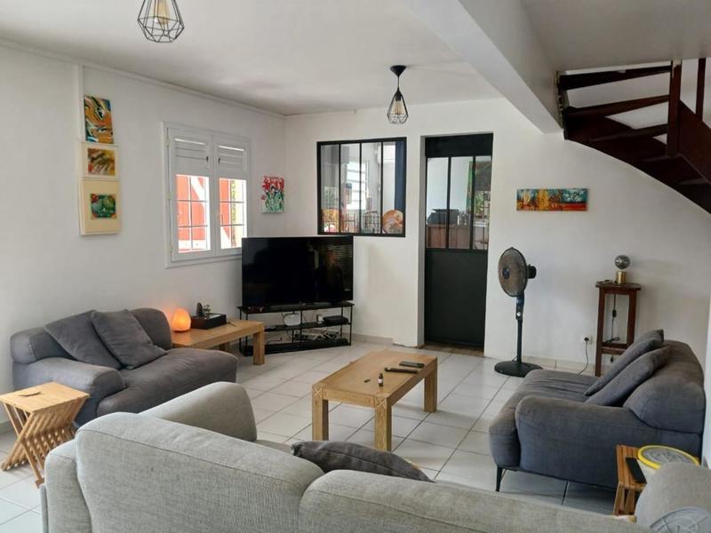 Villa - 102 m² - 5 pièces