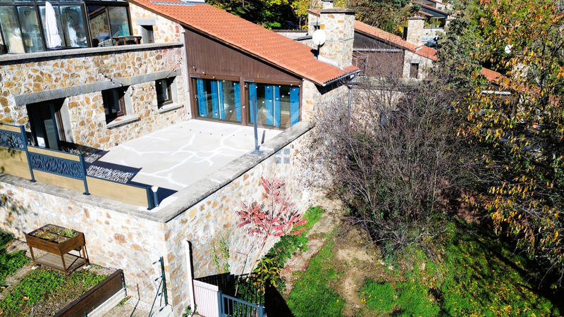 Maison - 111 m² - 4 pièces