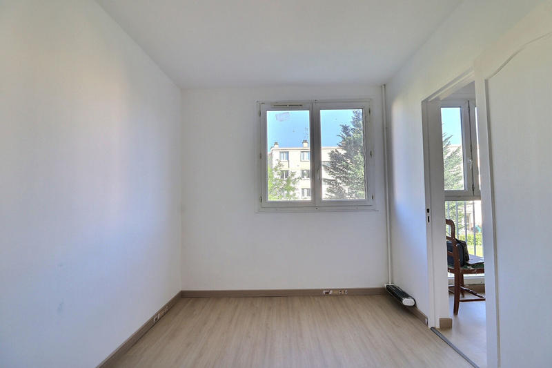 Appartement - 68 m² - 4 pièces