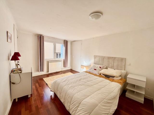 Maison en pierre - 137 m² - 6 pièces