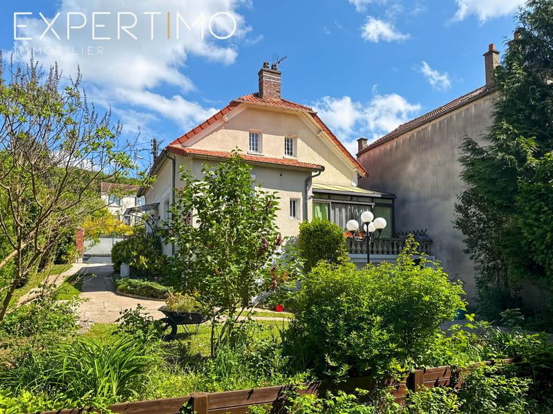 Maison - 135 m² - 6 pièces