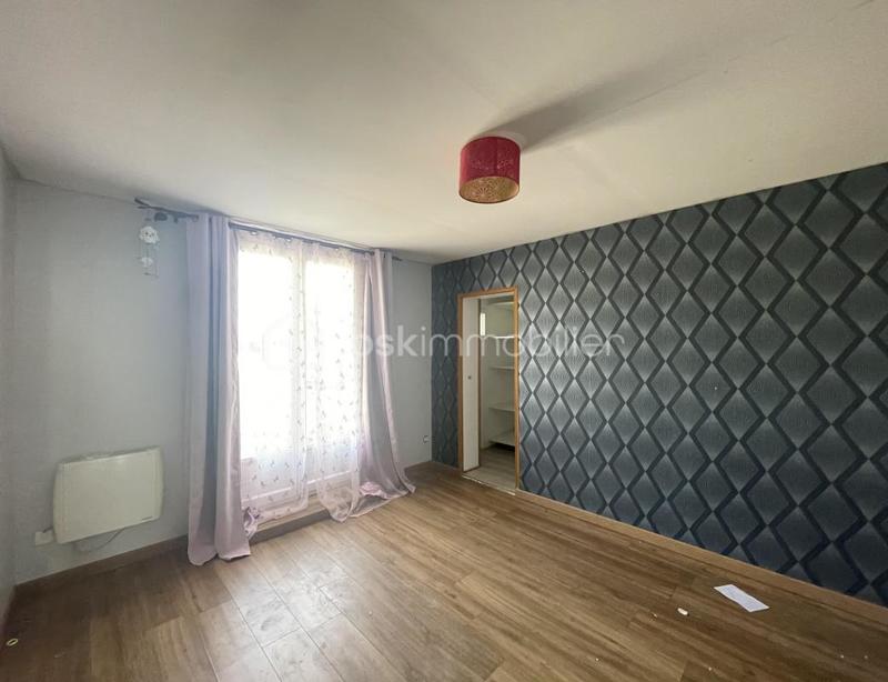 Maison - 246 m² - 8 pièces