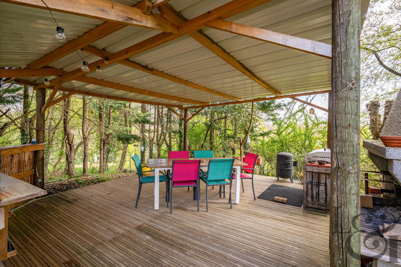 Maison - 195 m² - 6 pièces