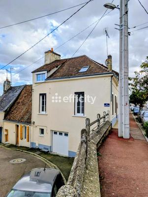 Maison - 92 m² - 5 pièces