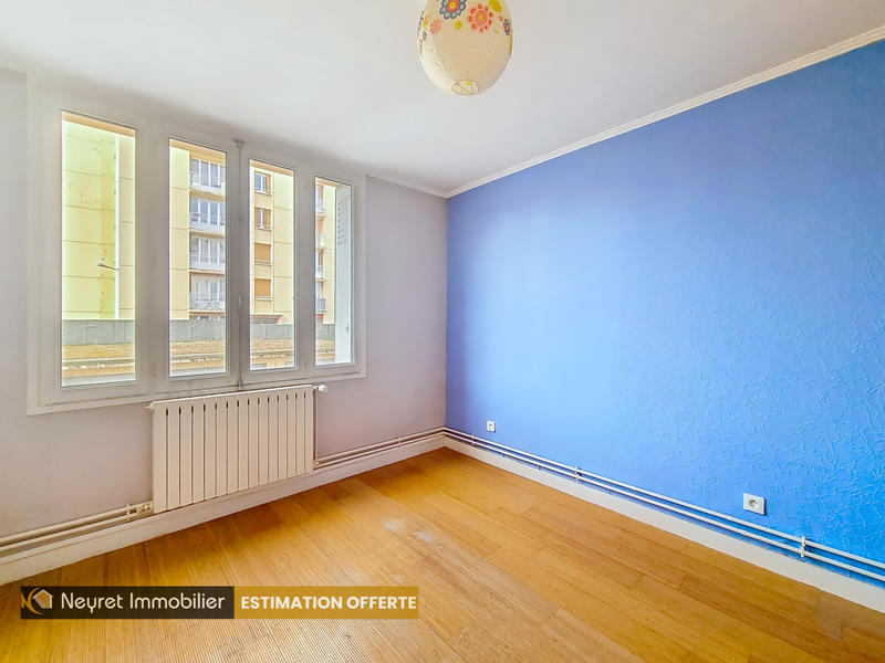 Appartement - 64 m² - 4 pièces