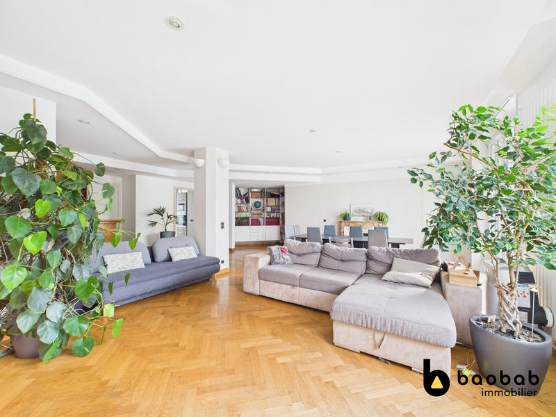 Appartement - 170 m² - 7 pièces