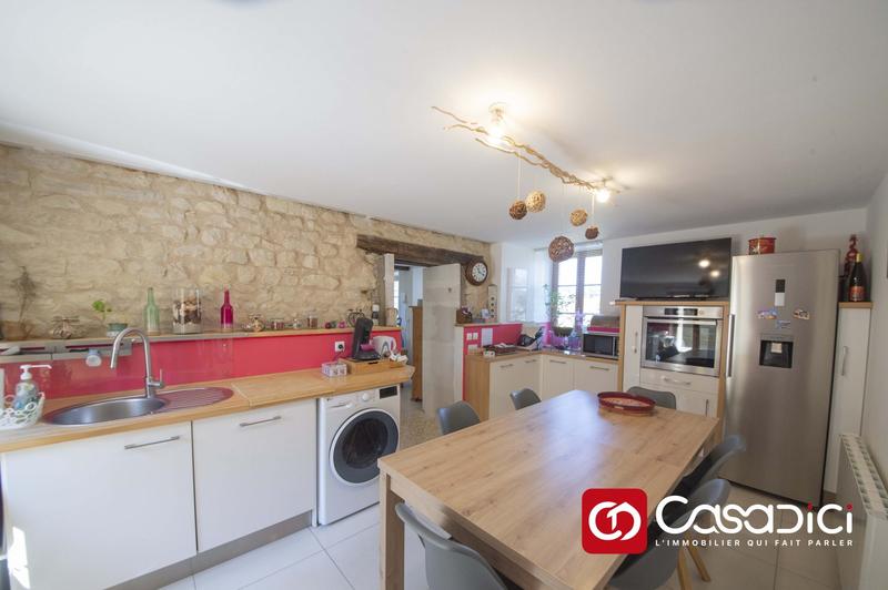 Maison - 90 m² - 6 pièces