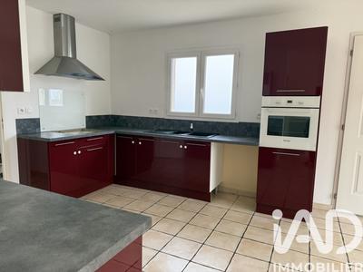 Maison - 95 m² - 5 pièces