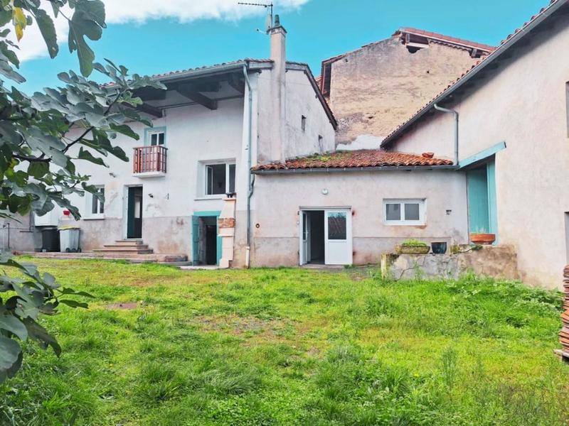 Maison - 100 m² - 5 pièces