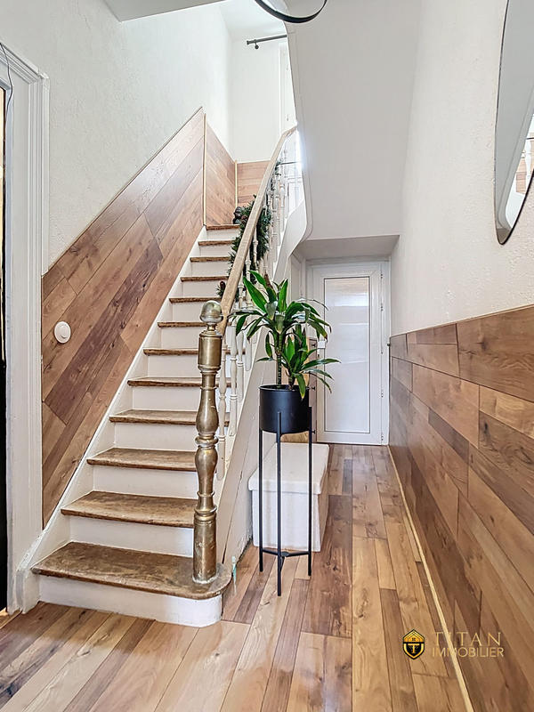 Maison - 120 m² - 6 pièces