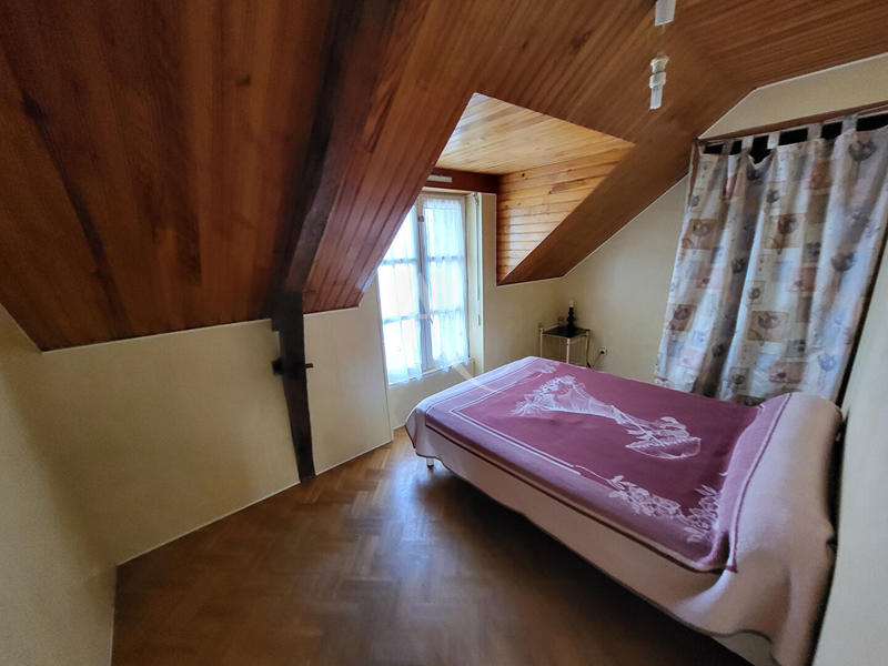 Maison - 105 m² - 7 pièces