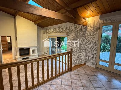 Maison - 135 m² - 5 pièces