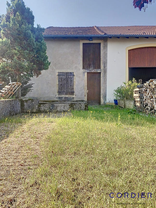 Maison - 100 m² - 1 pièce