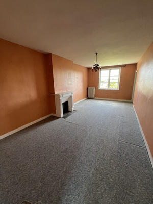 Maison - 204 m² - 7 pièces