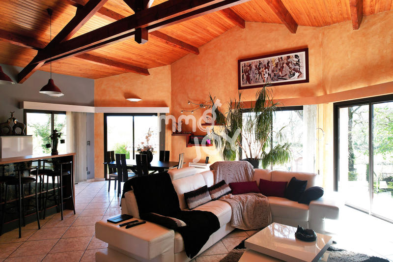 Maison - 156 m² - 5 pièces