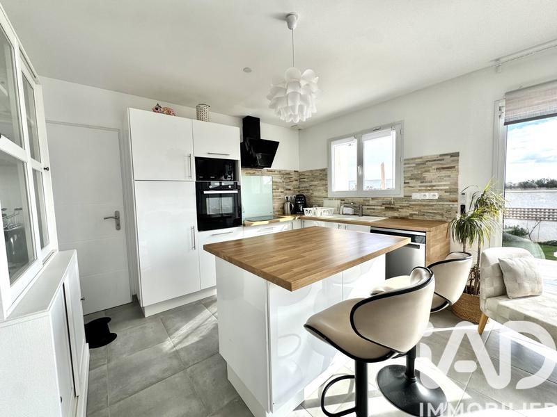 Maison - 90 m² - 3 pièces