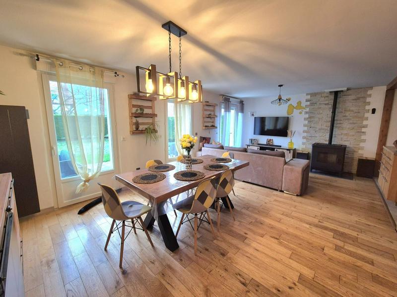 Maison - 108 m² - 5 pièces