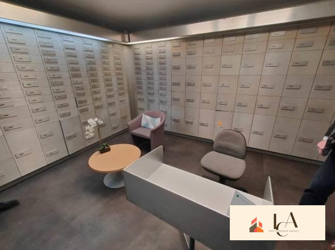 Local commercial - 126 m²