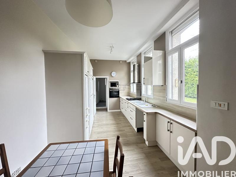 Maison de ville - 200 m² - 8 pièces