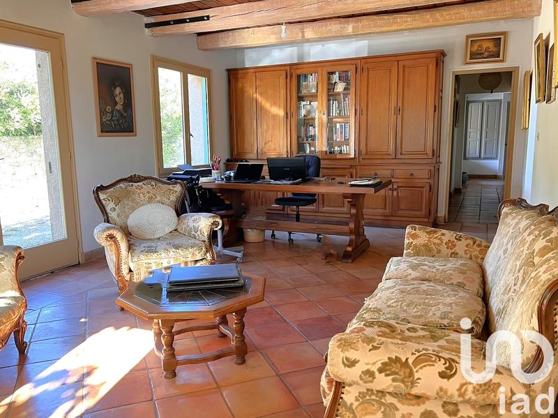 Maison - 520 m² - 11 pièces