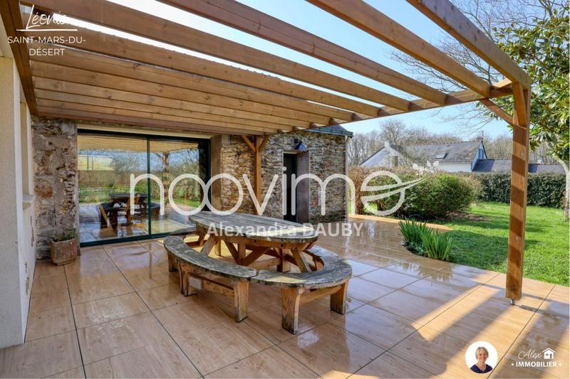 Maison - 180 m² - 6 pièces