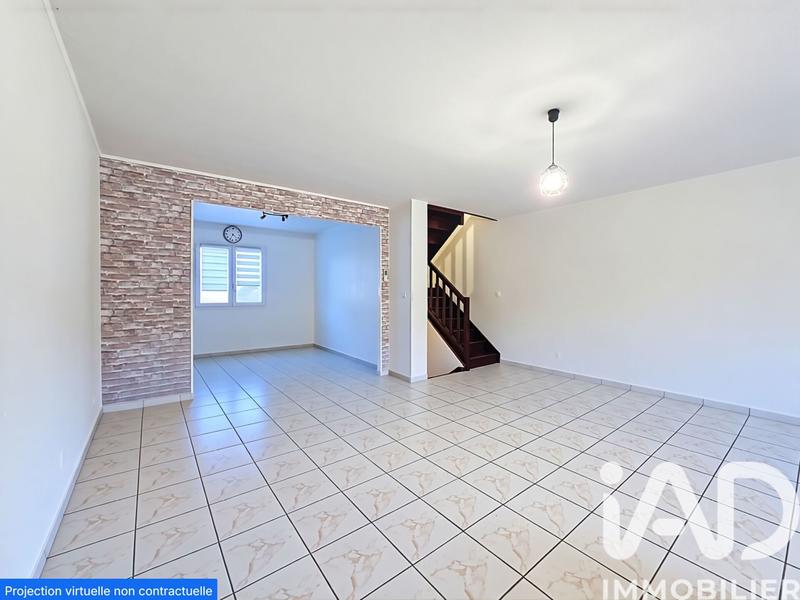 Maison - 104 m² - 4 pièces