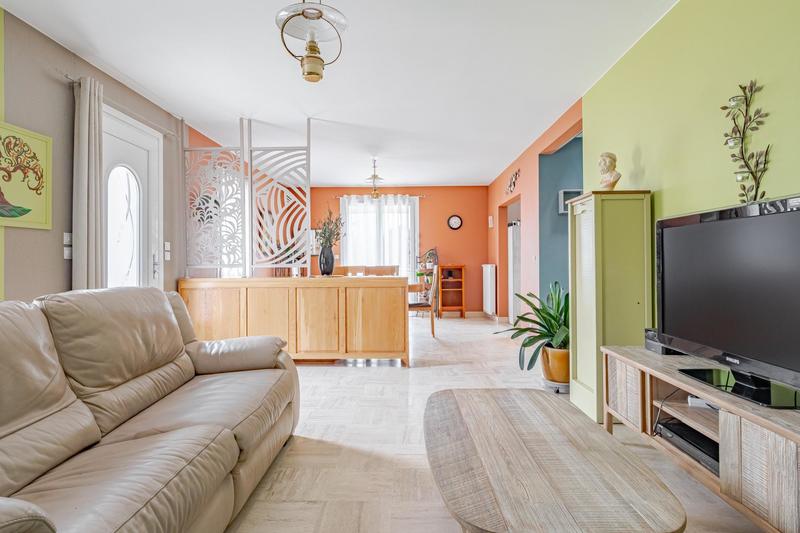 Maison - 141 m² - 7 pièces