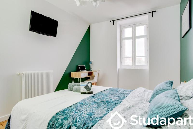 Chambre - 10 m² - 1 pièce