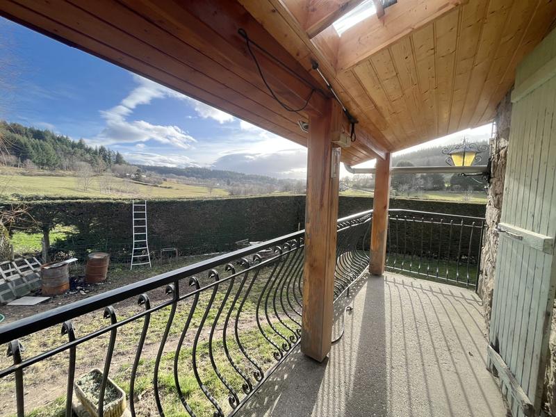 Maison - 143 m² - 10 pièces