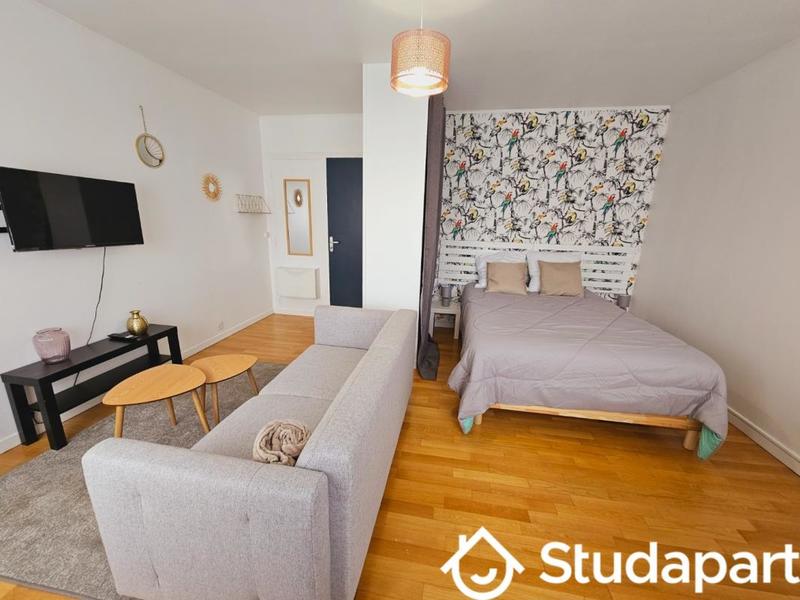 Chambre - 10 m² - 1 pièce