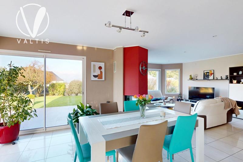 Maison contemporaine - 173 m² - 7 pièces