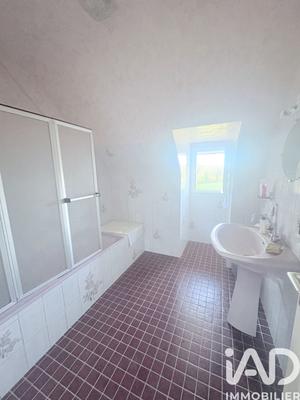 Maison - 140 m² - 6 pièces