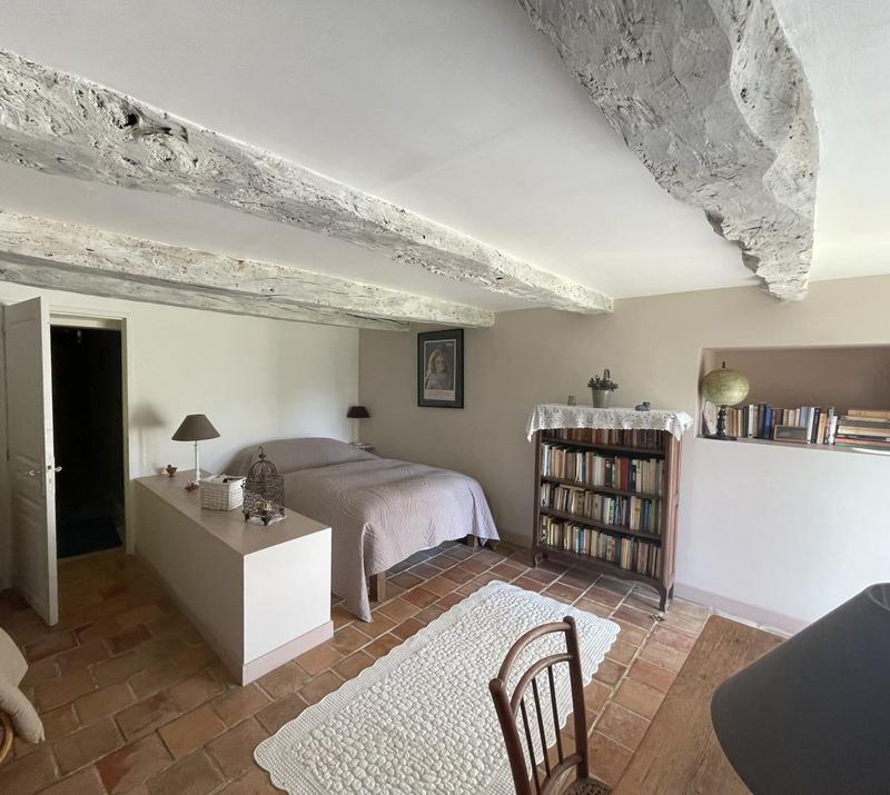 Maison - 205 m² - 5 pièces