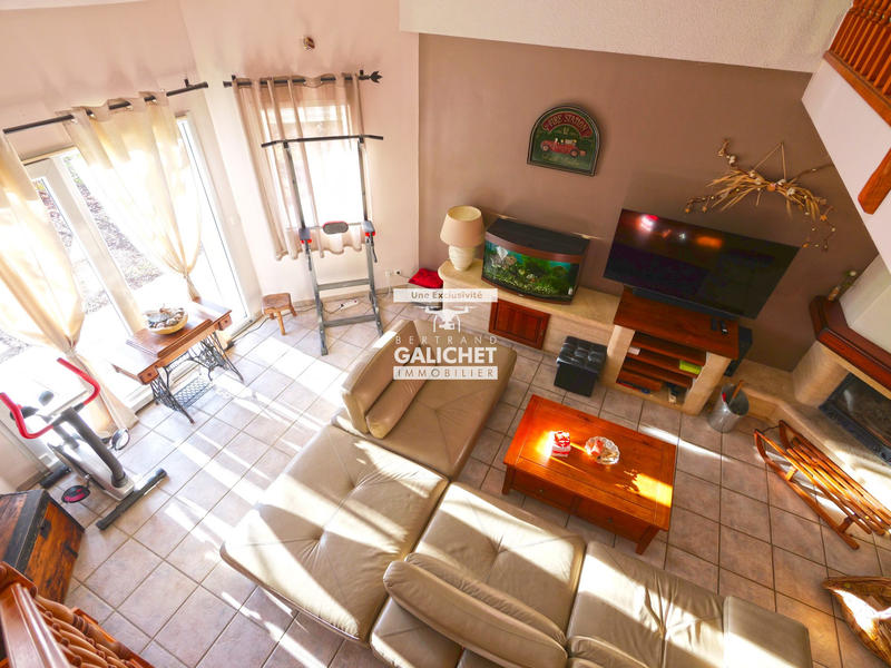 Maison - 156 m² - 5 pièces