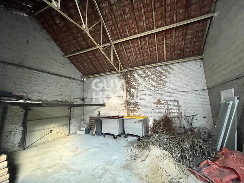 Immeuble - 145 m² - 9 pièces