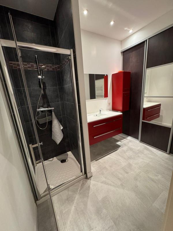 Appartement - 108 m² - 5 pièces