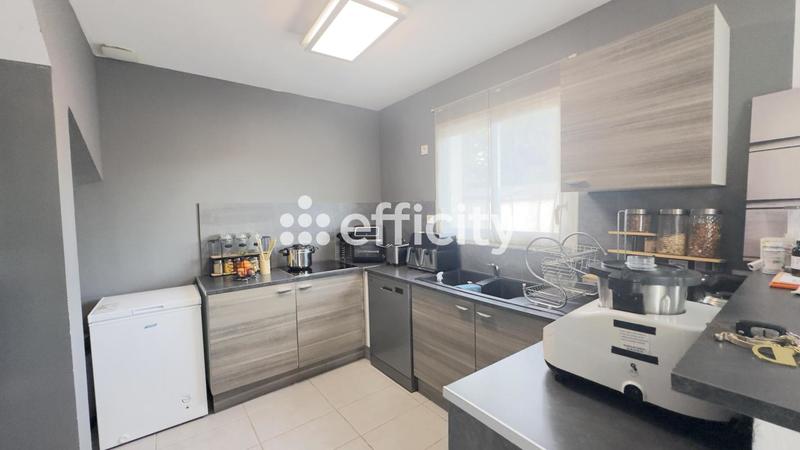 Pavillon - 105 m² - 4 pièces